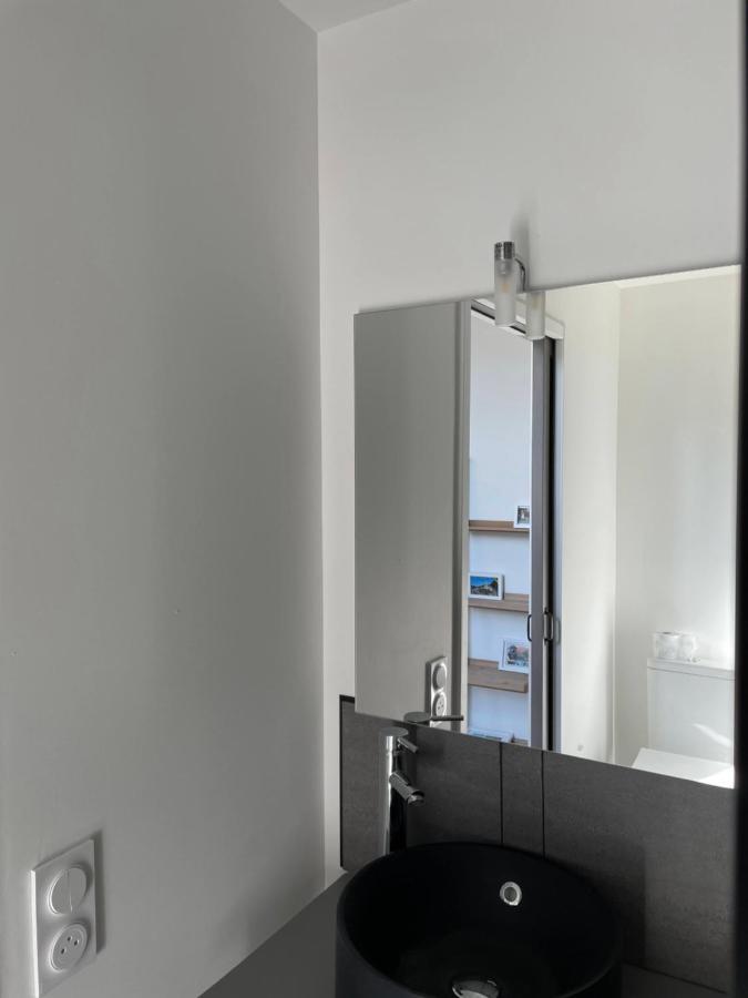 Charmant Studio Proche Centre Ville Et Gare Lourdes Ngoại thất bức ảnh